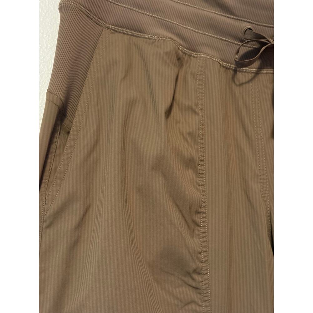 Lululemon Dance Studio Joggers Size 8 Tan Brown Full Length Mid Rise Pant Pocket - Picture 3 of 12